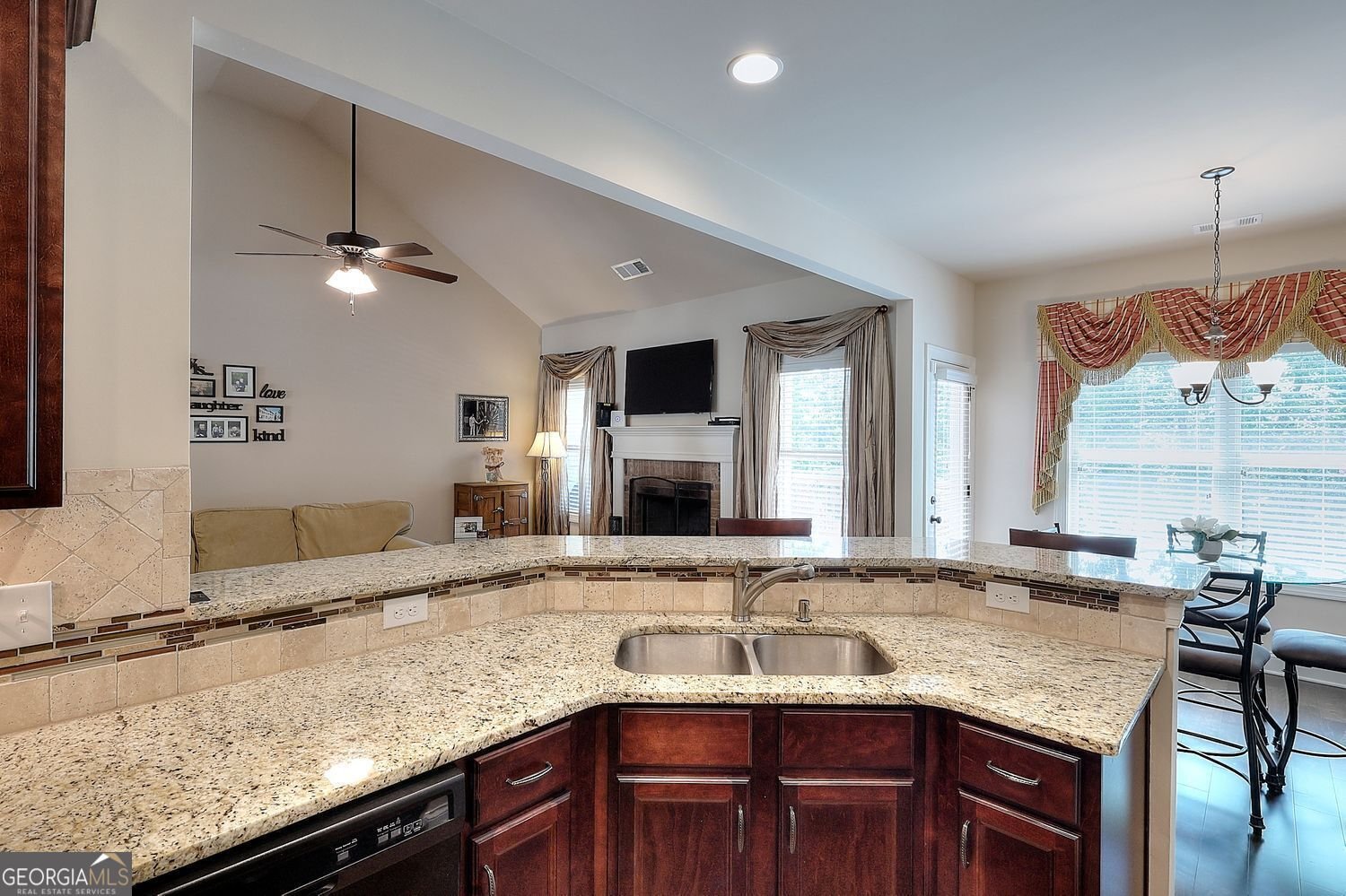 817 Willow Grass Court Covington - Photo 16