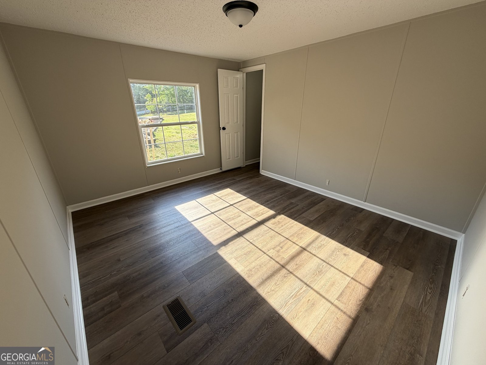 200 Ruby Wooten Road Clarkesville - Photo 9