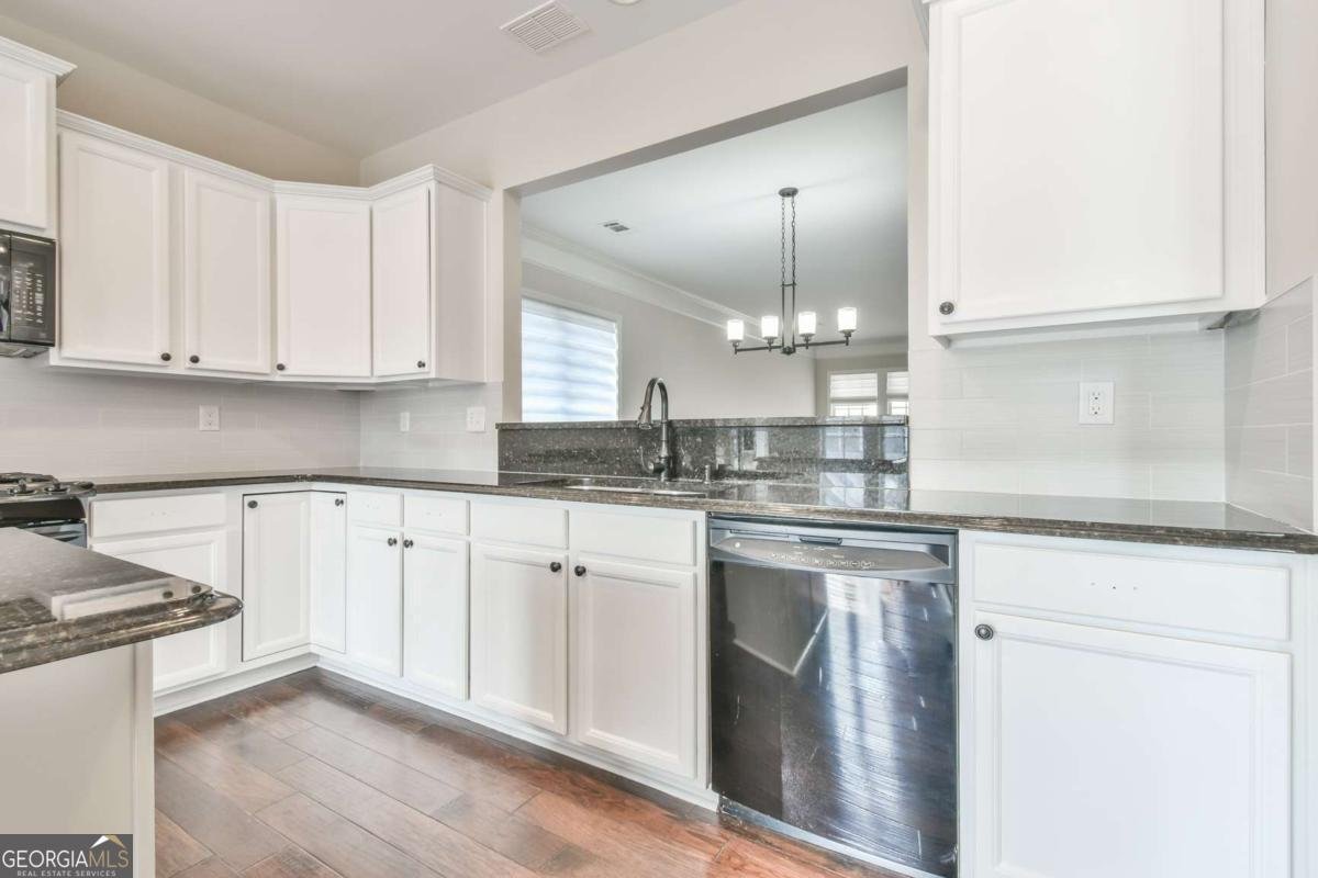 6484 Lantern Ridge Hoschton - Photo 8