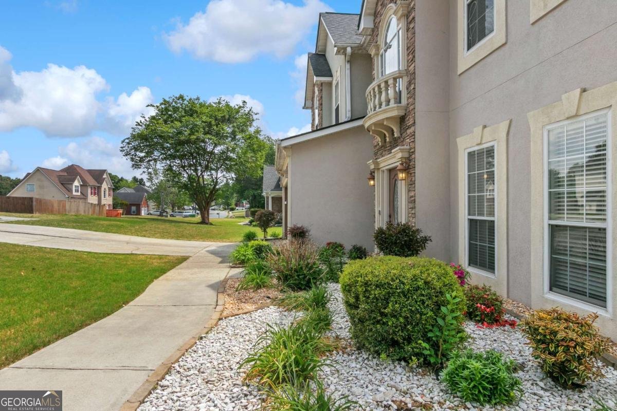 2000 Lena Carter Road Buford - Photo 6