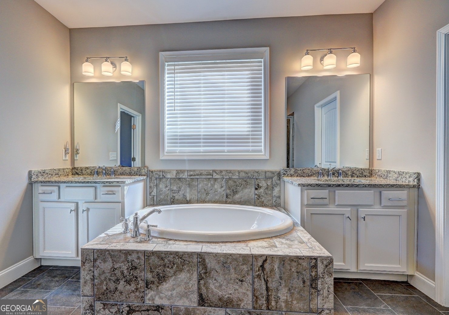 4371 Thacker Lane Suwanee - Photo 17