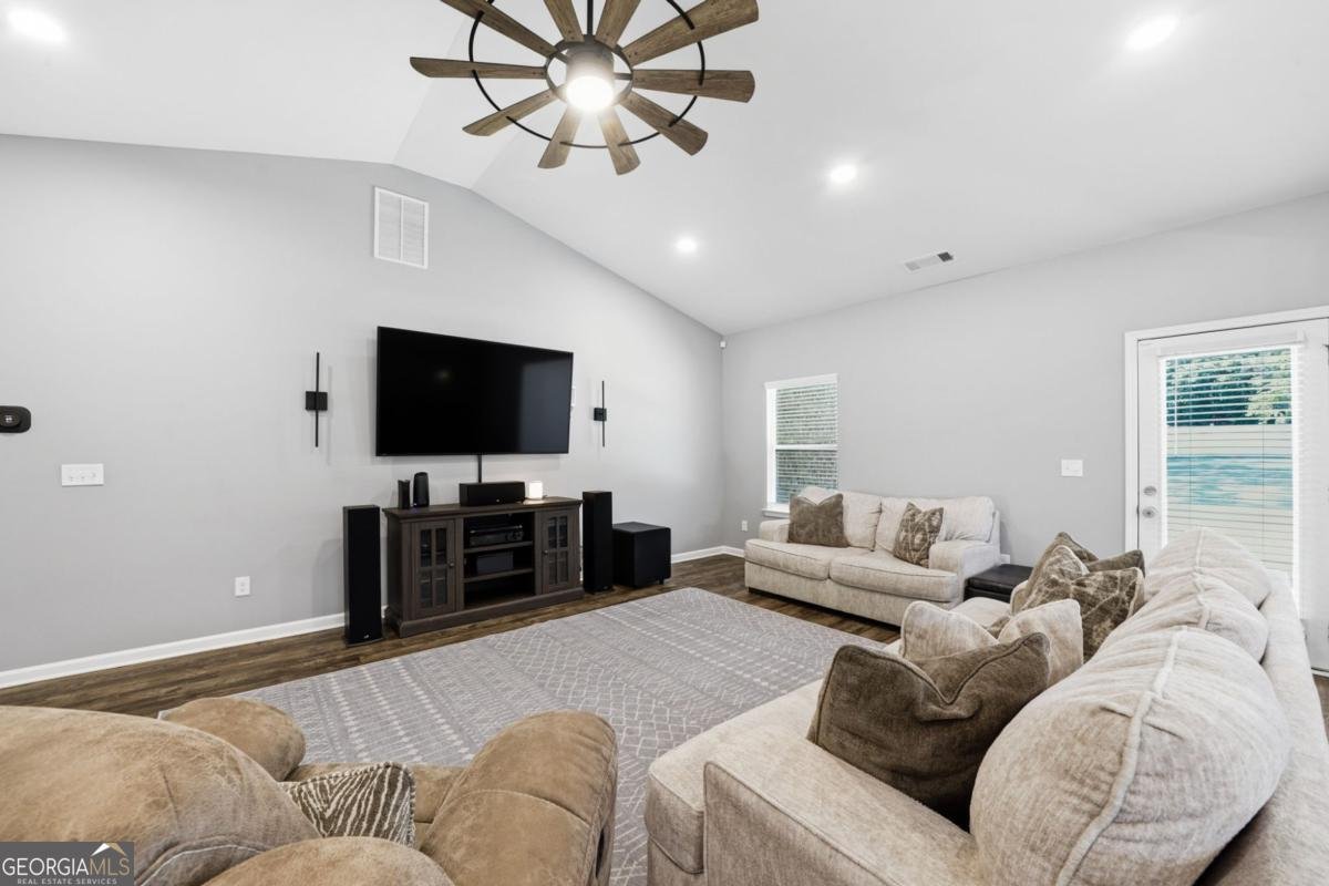 201 Cades Court Mcdonough - Photo 9