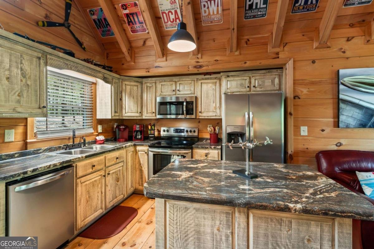 431 Little Bushy Head Road Blue Ridge - Photo 30