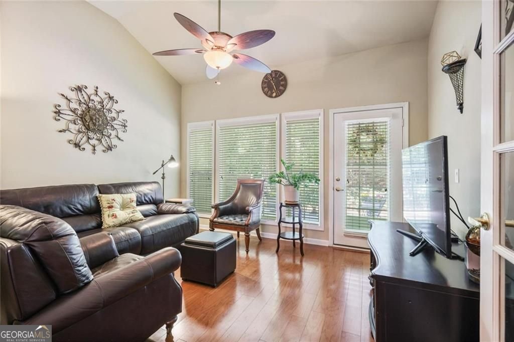 3235 Abbott Drive Powder Springs - Photo 9