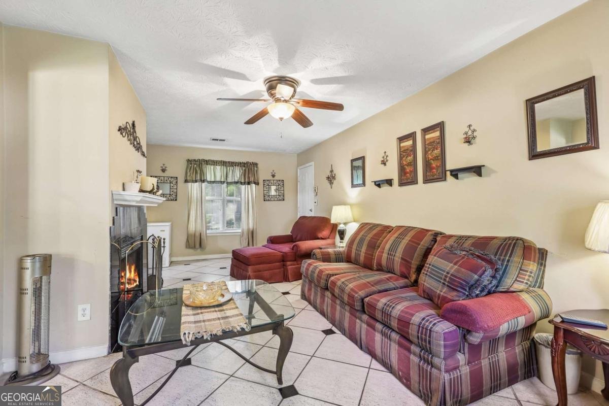 1068 Shadow Lake Drive Lithonia - Photo 6