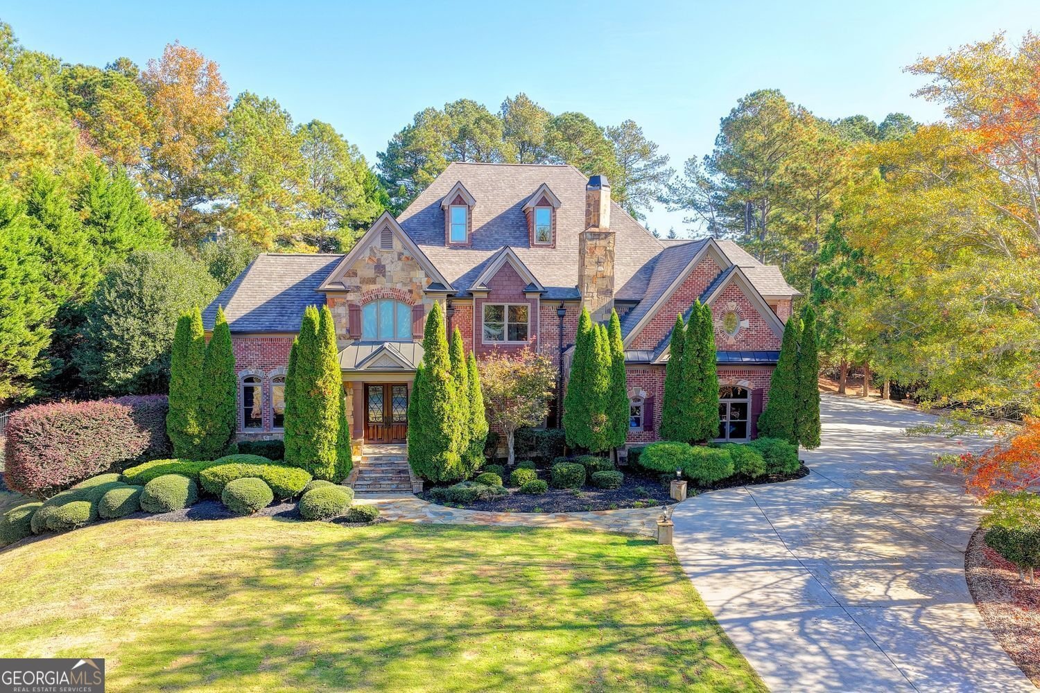 5669 Legends Club Circle Braselton - Photo 1