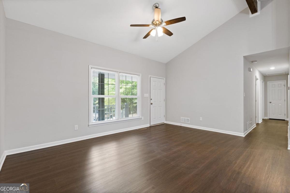 4583 Woodlake Lane Conyers - Photo 10