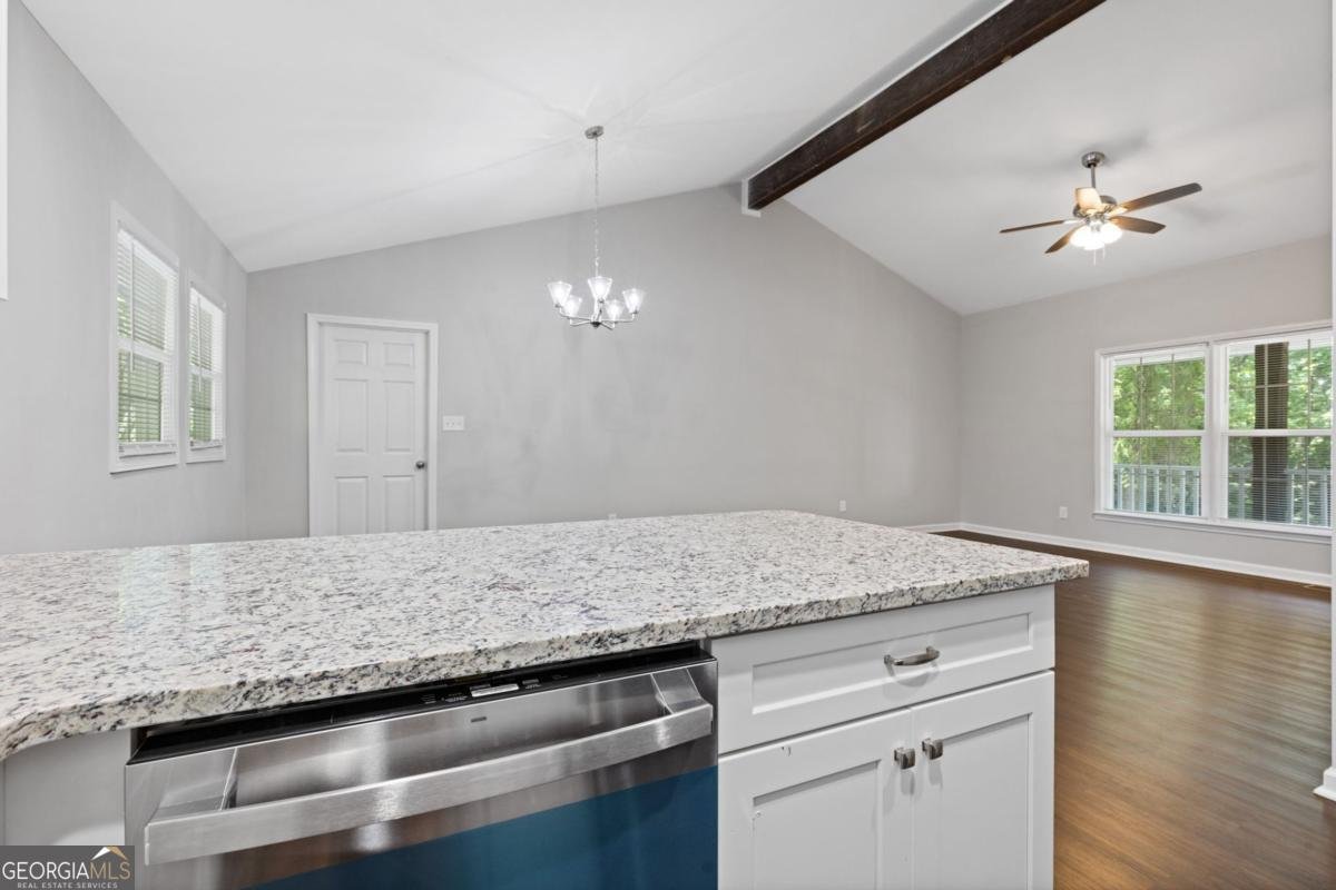 4583 Woodlake Lane Conyers - Photo 14