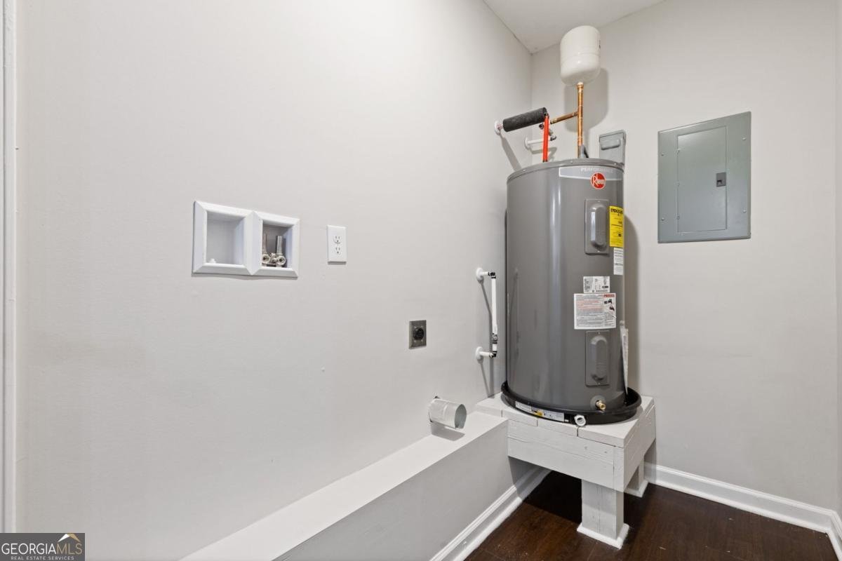 4583 Woodlake Lane Conyers - Photo 16