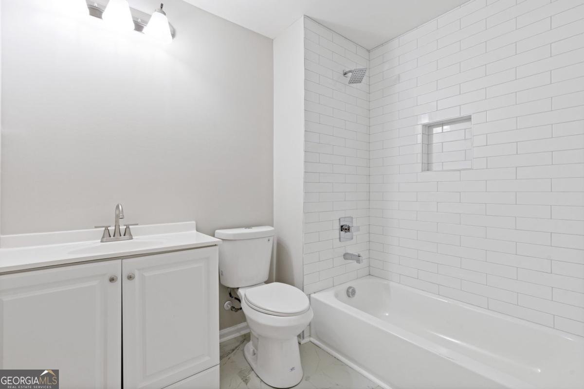 4583 Woodlake Lane Conyers - Photo 21