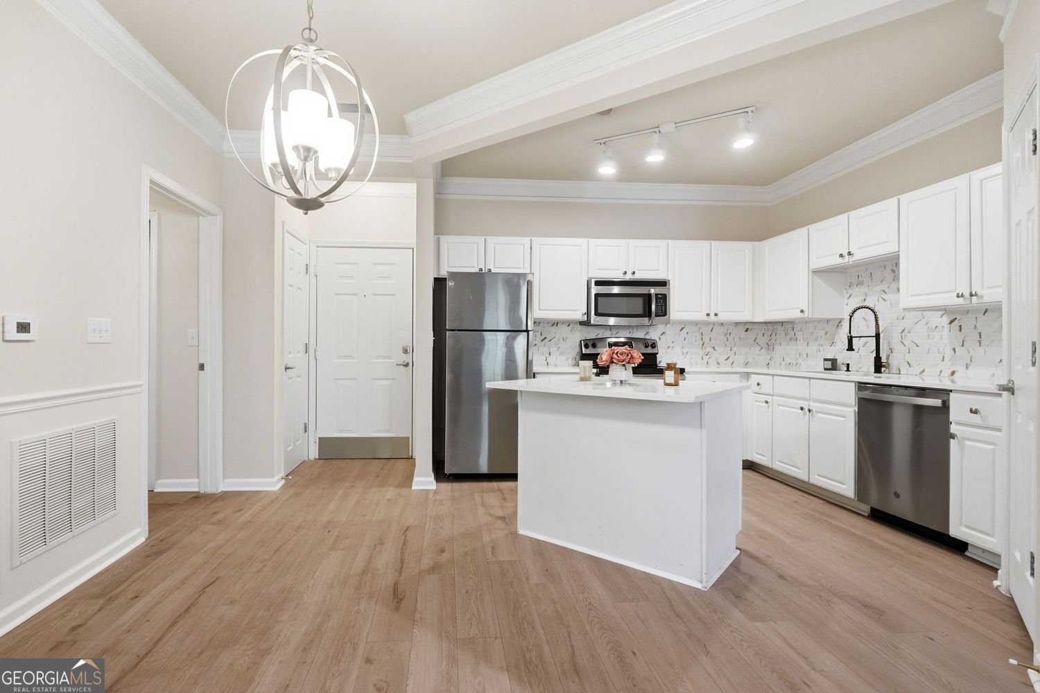 1850 Cotillion Drive Dunwoody - Photo 1