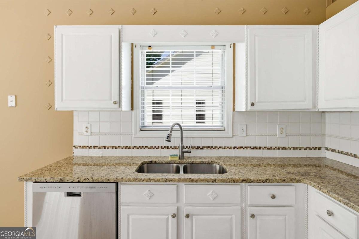 3289 Hampton Trace Court Buford - Photo 13