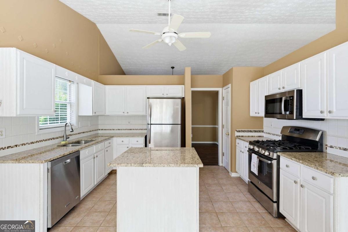 3289 Hampton Trace Court Buford - Photo 14