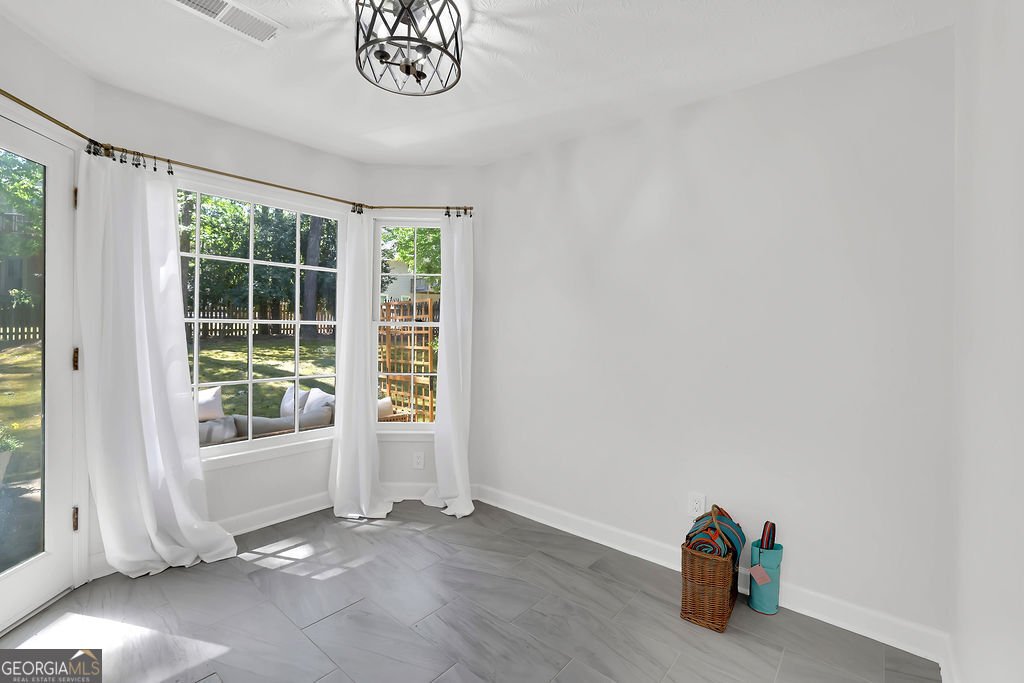 1075 Wellers Court Roswell - Photo 15