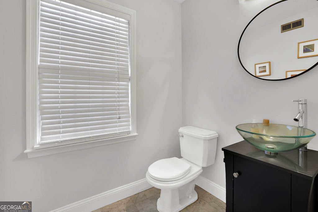 1075 Wellers Court Roswell - Photo 17