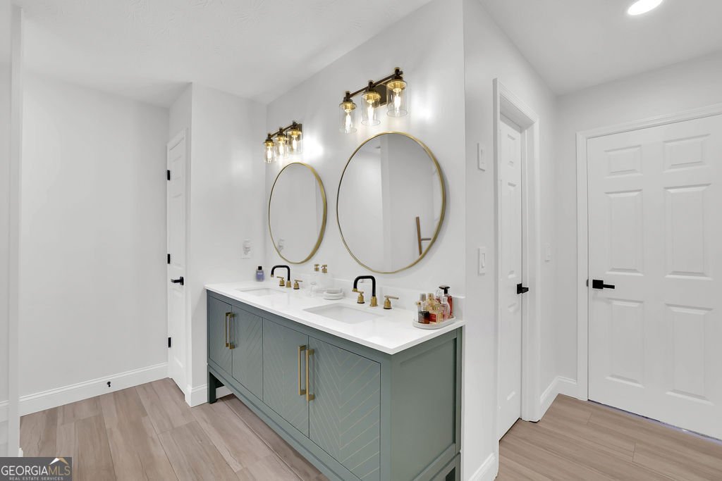 1075 Wellers Court Roswell - Photo 31