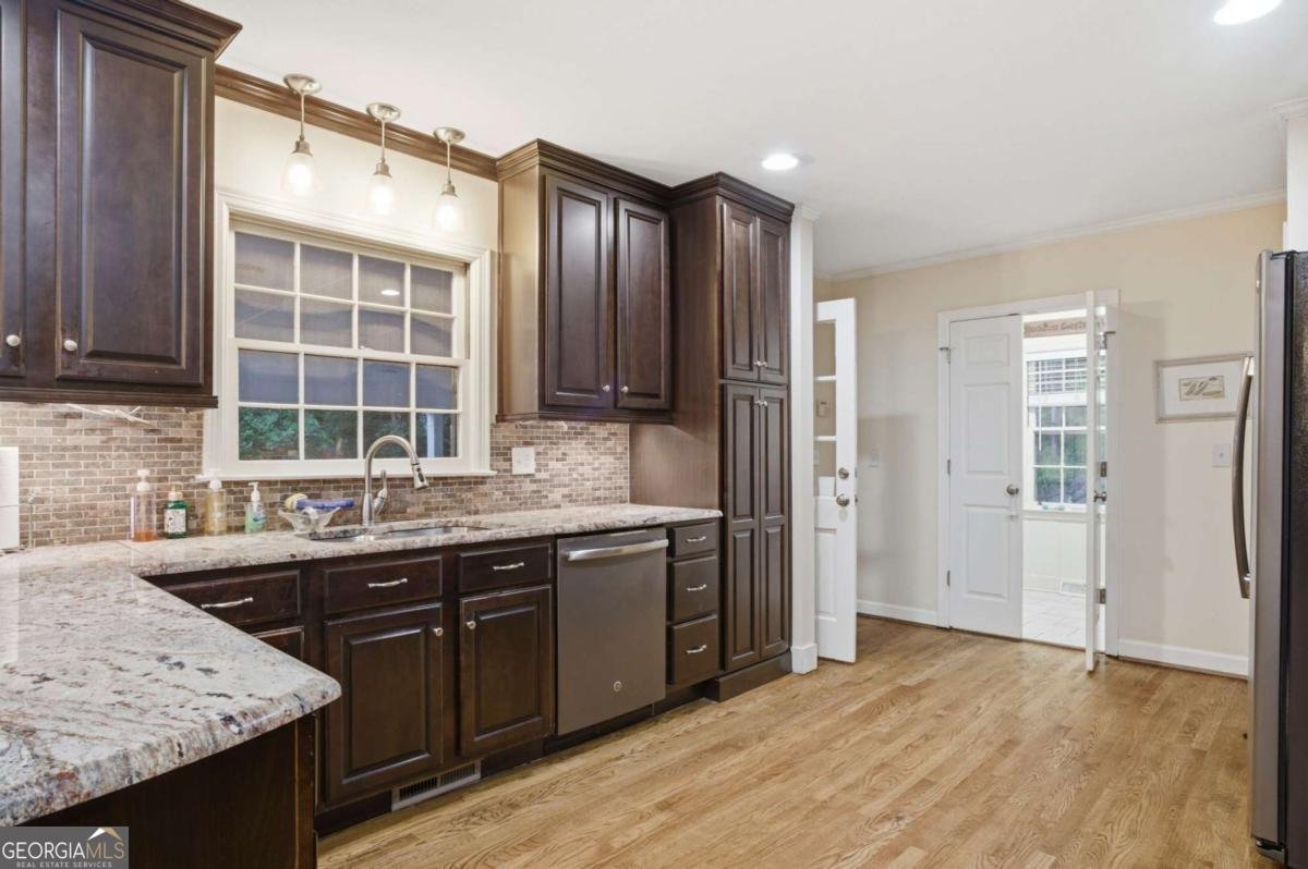 513 11th Street Rome - Photo 8