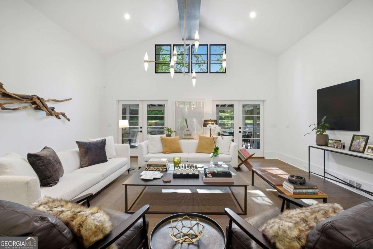 538 Spring Valley Road Atlanta - Photo 7