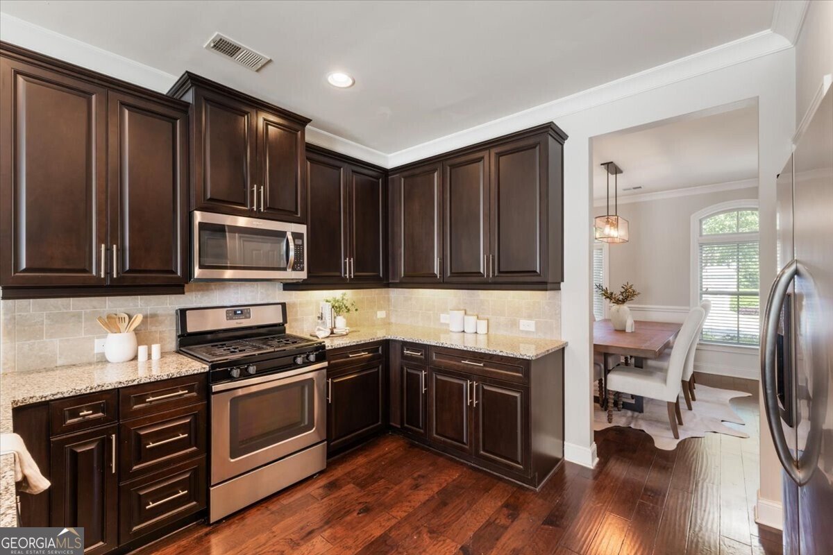 7515 Jamestown Drive Alpharetta - Photo 13