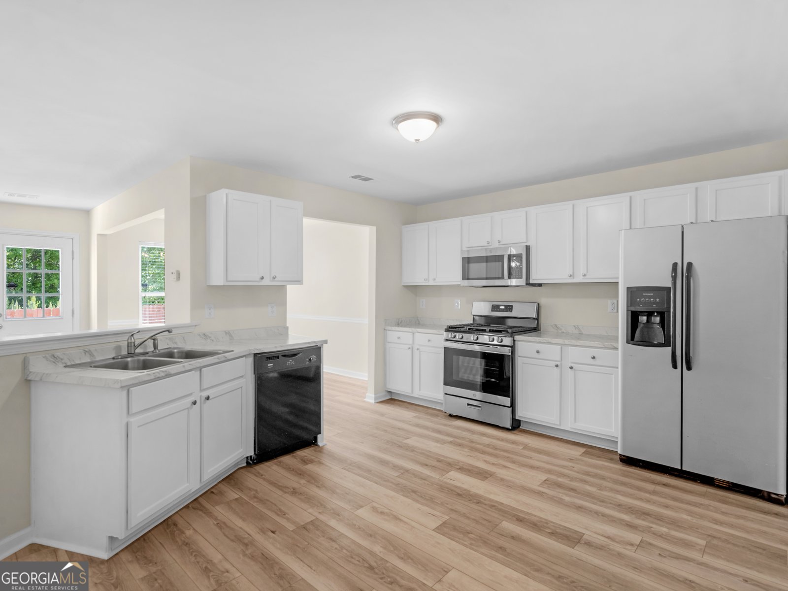 7228 Mountain Laurel Way Stockbridge - Photo 14