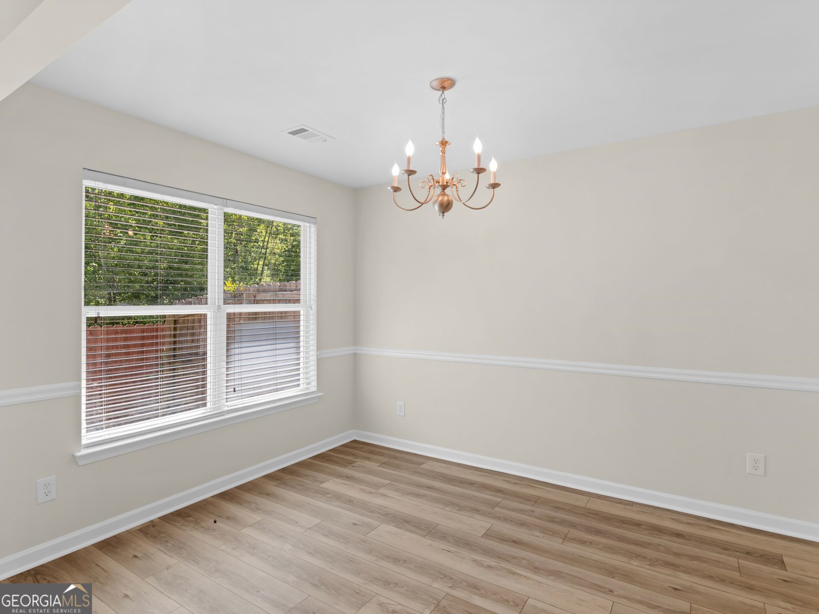 7228 Mountain Laurel Way Stockbridge - Photo 9