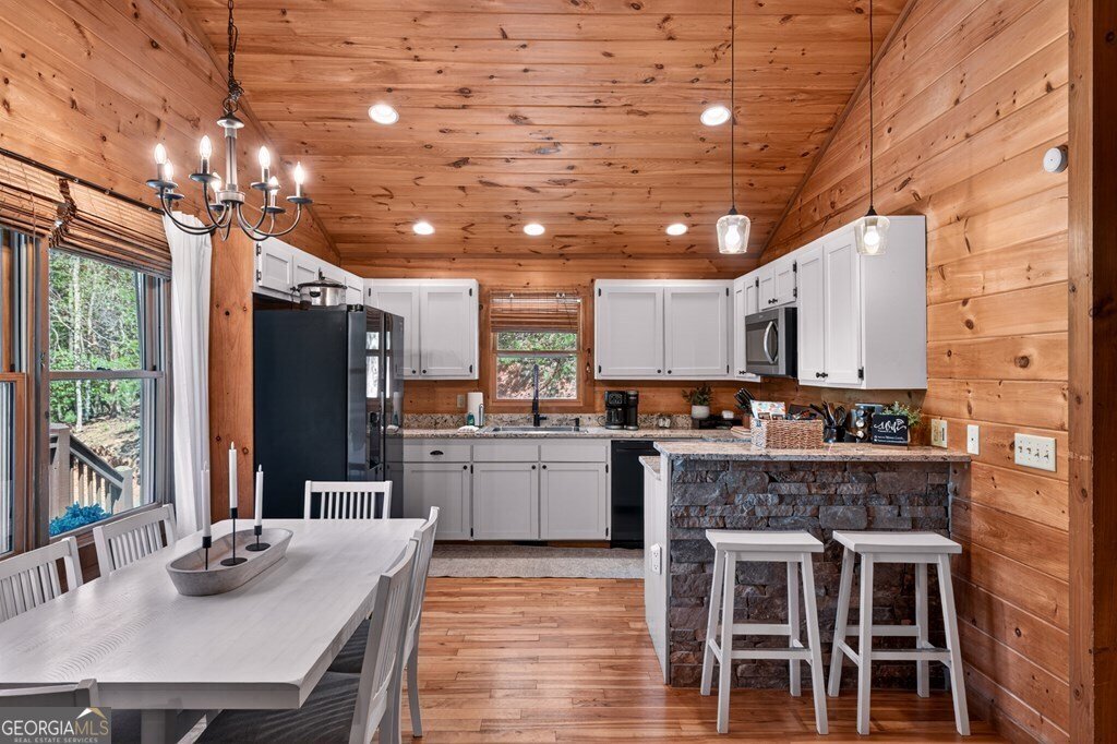 564 Weaver Creek Lane Blue Ridge - Photo 12