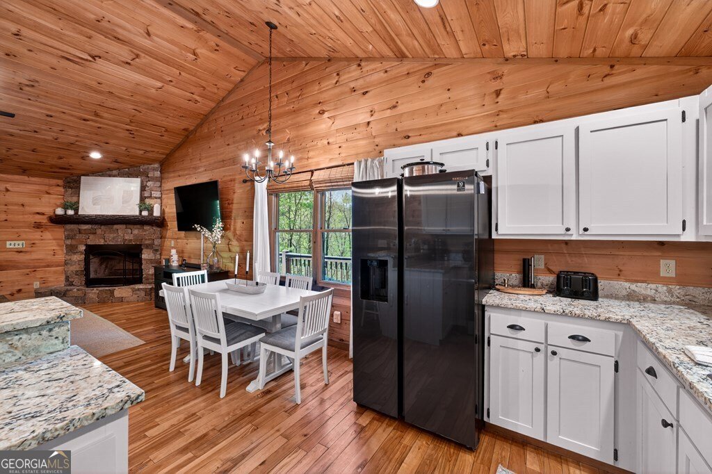 564 Weaver Creek Lane Blue Ridge - Photo 9