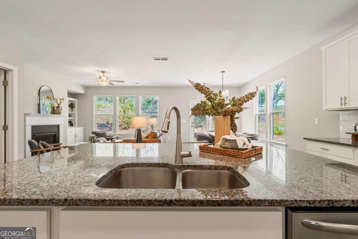 3395 Park Pointe Circle Scottdale - Photo 7