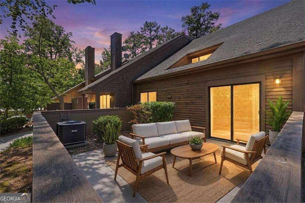 9 Willowick Drive Lithonia - Photo 1