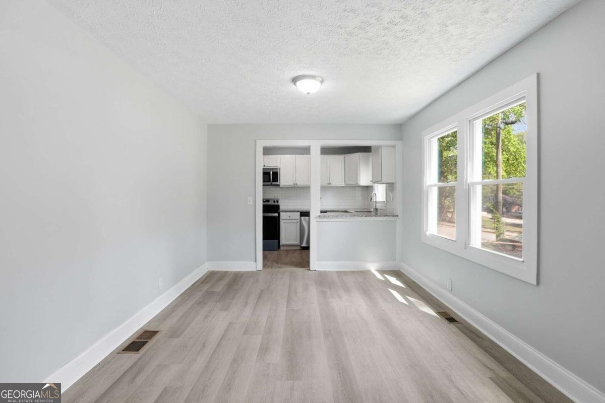 215 Moreland Way Atlanta - Photo 9