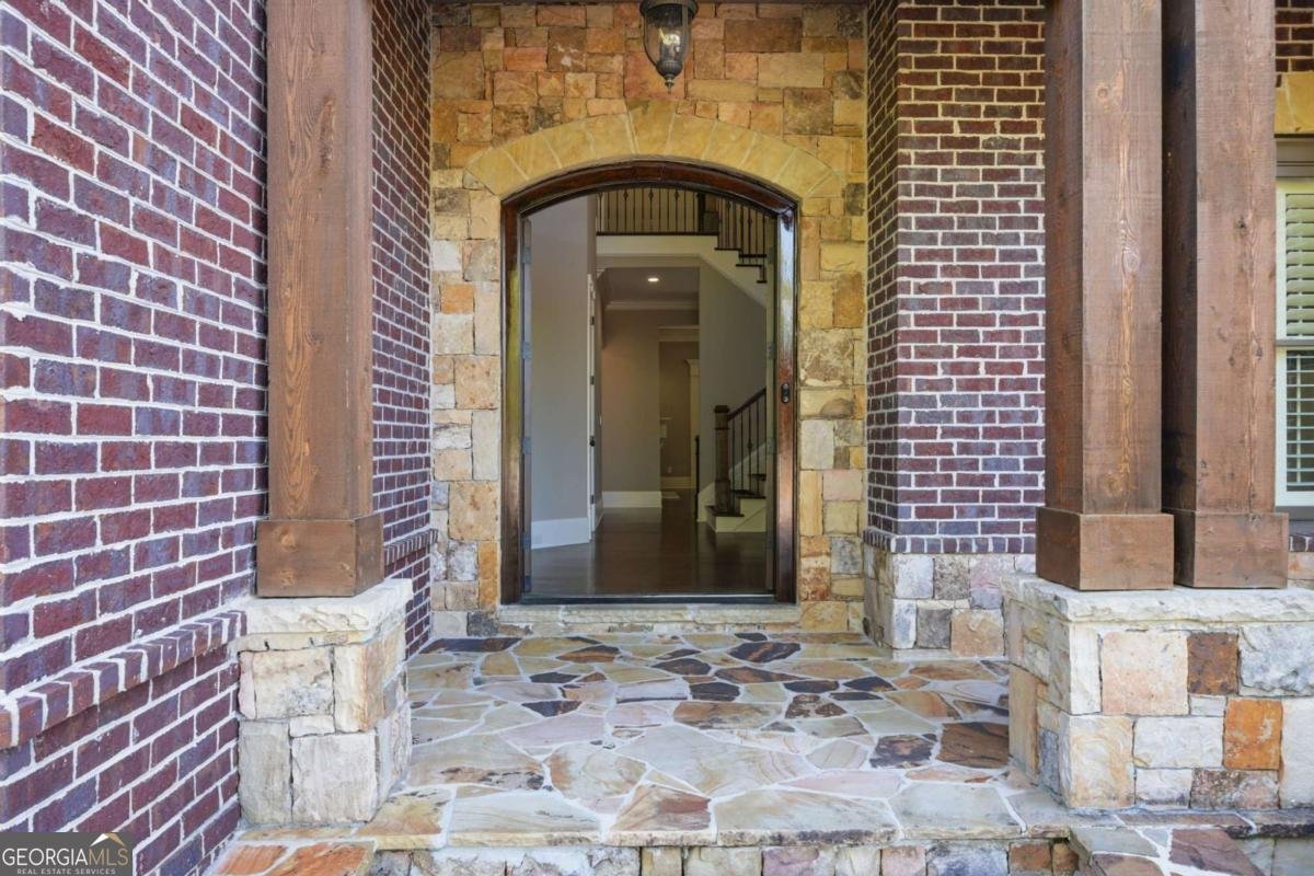 2380 Manor Creek Court Cumming - Photo 13