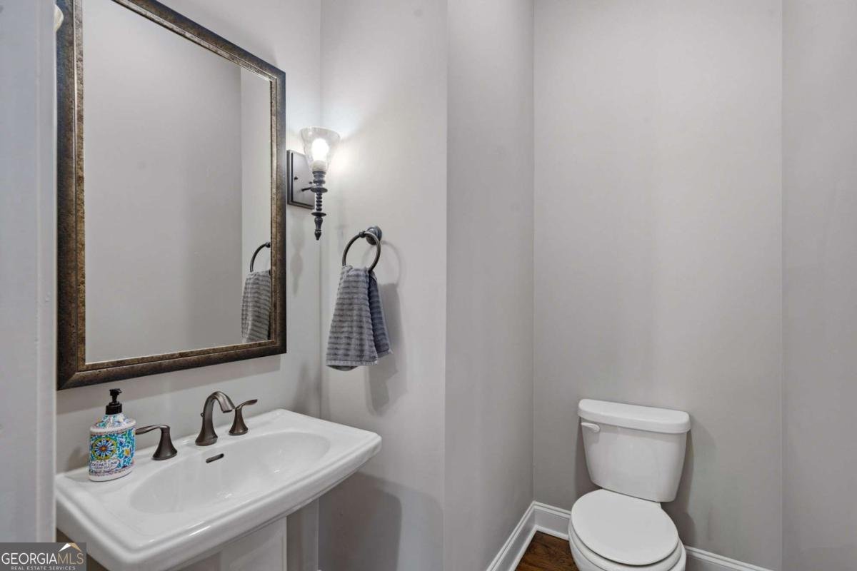 2380 Manor Creek Court Cumming - Photo 18