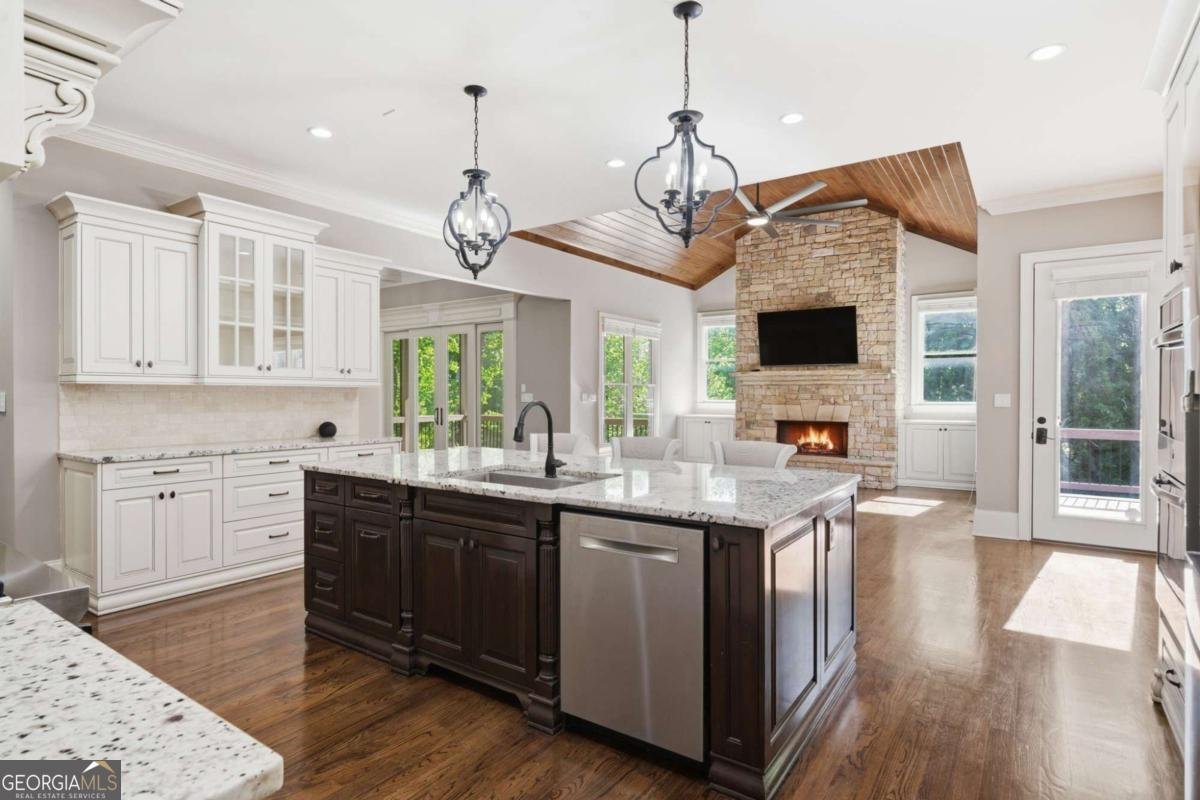 2380 Manor Creek Court Cumming - Photo 28