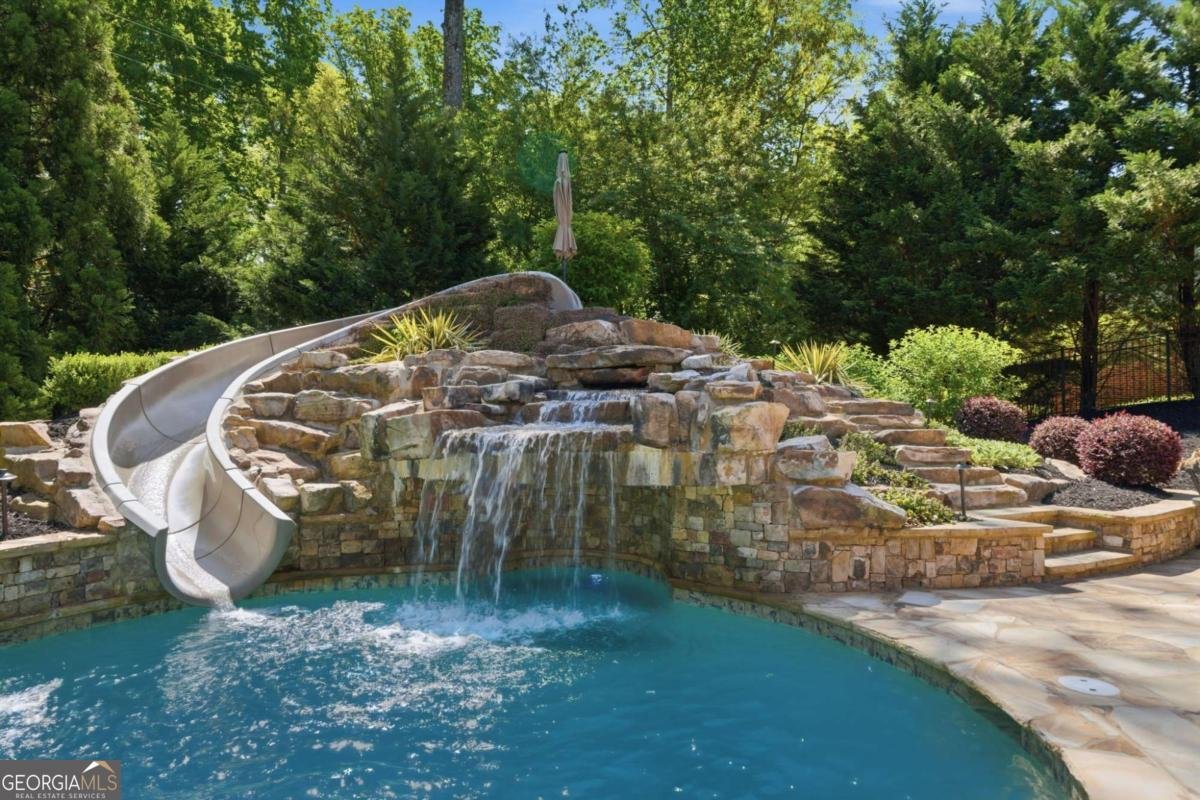 2380 Manor Creek Court Cumming - Photo 71