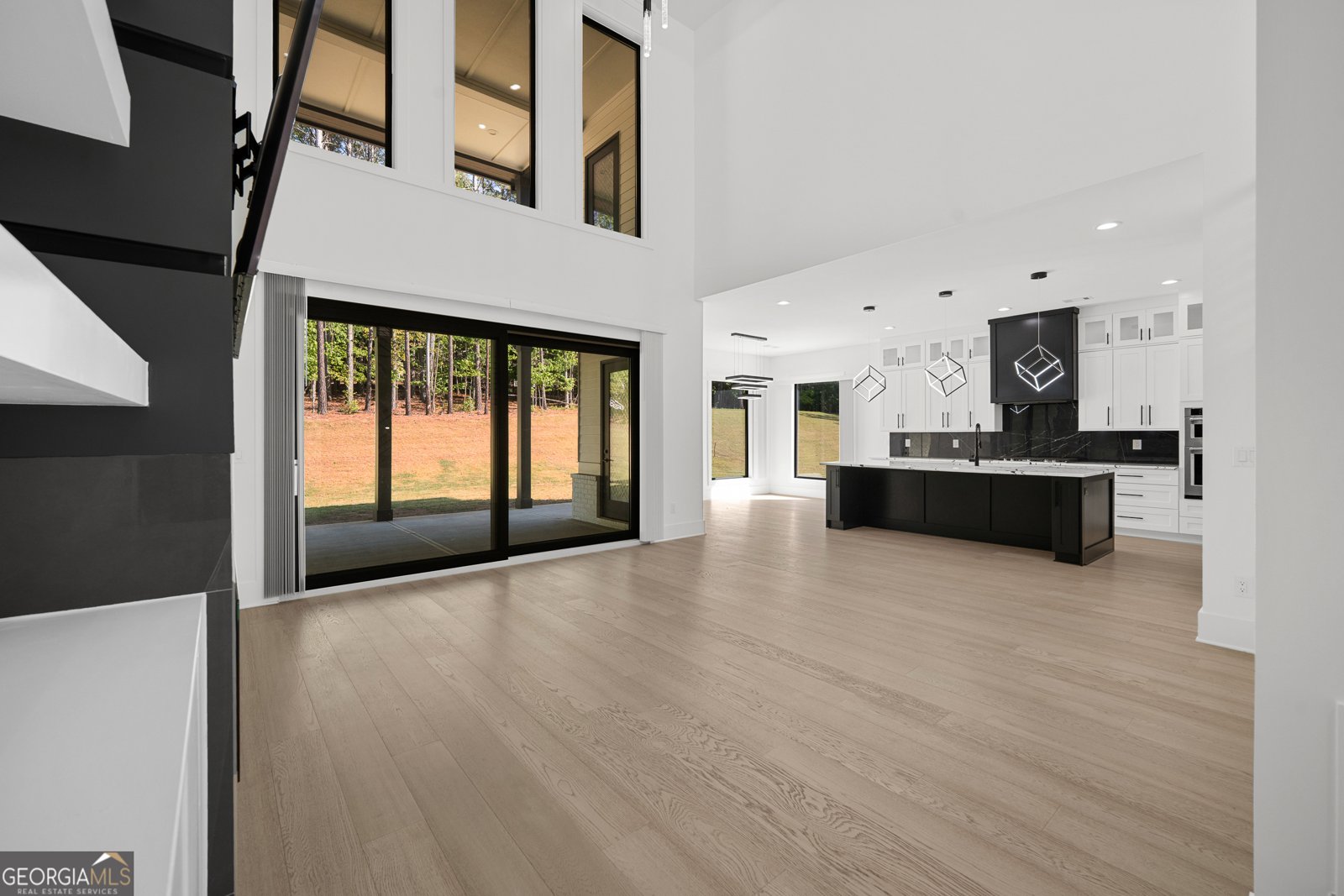 764 Riverside Road Sugar Hill - Photo 9