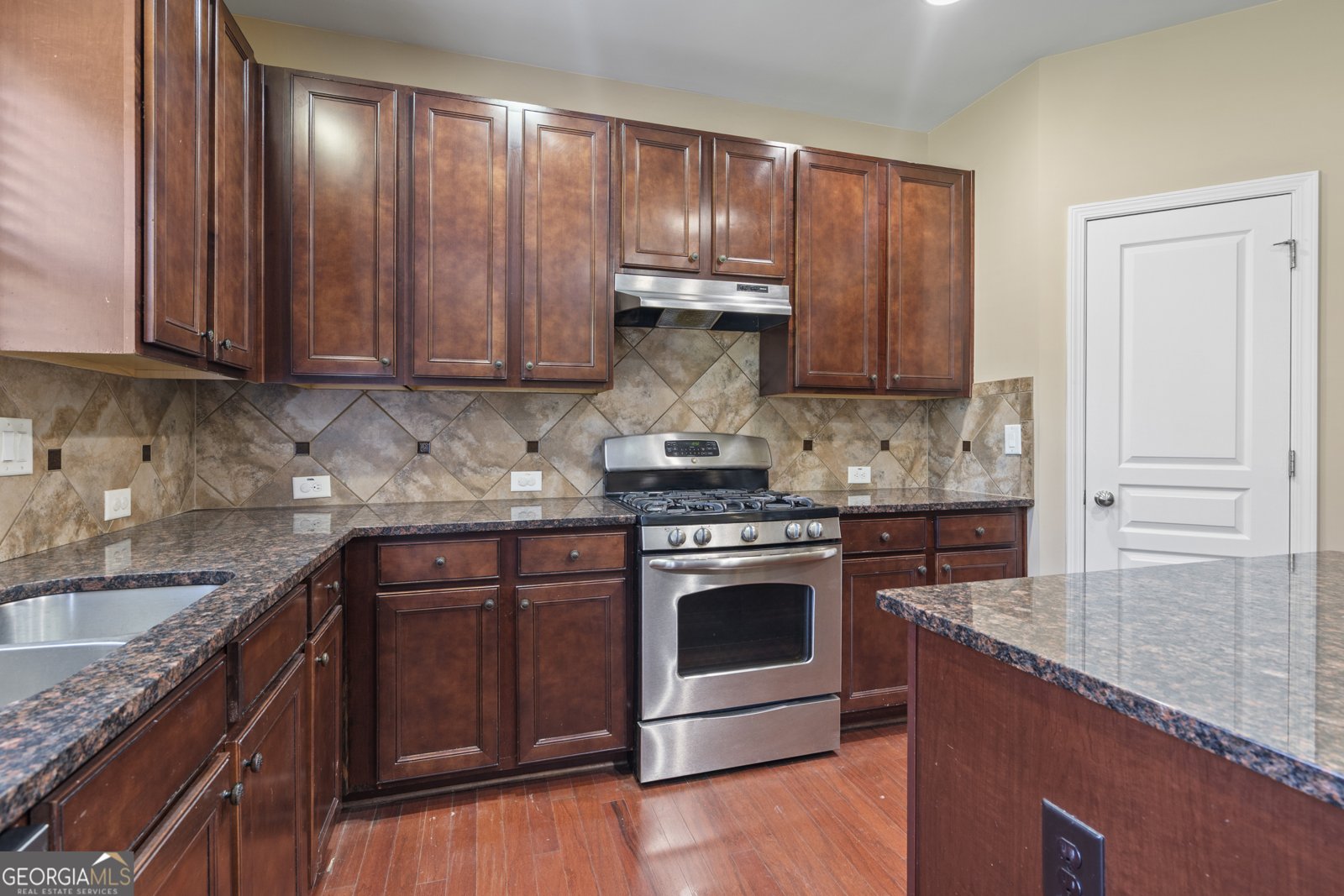 4228 Woods Creek Lane Suwanee - Photo 8