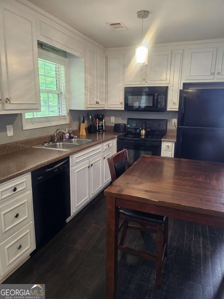 6635 King George Way Morrow - Photo 7