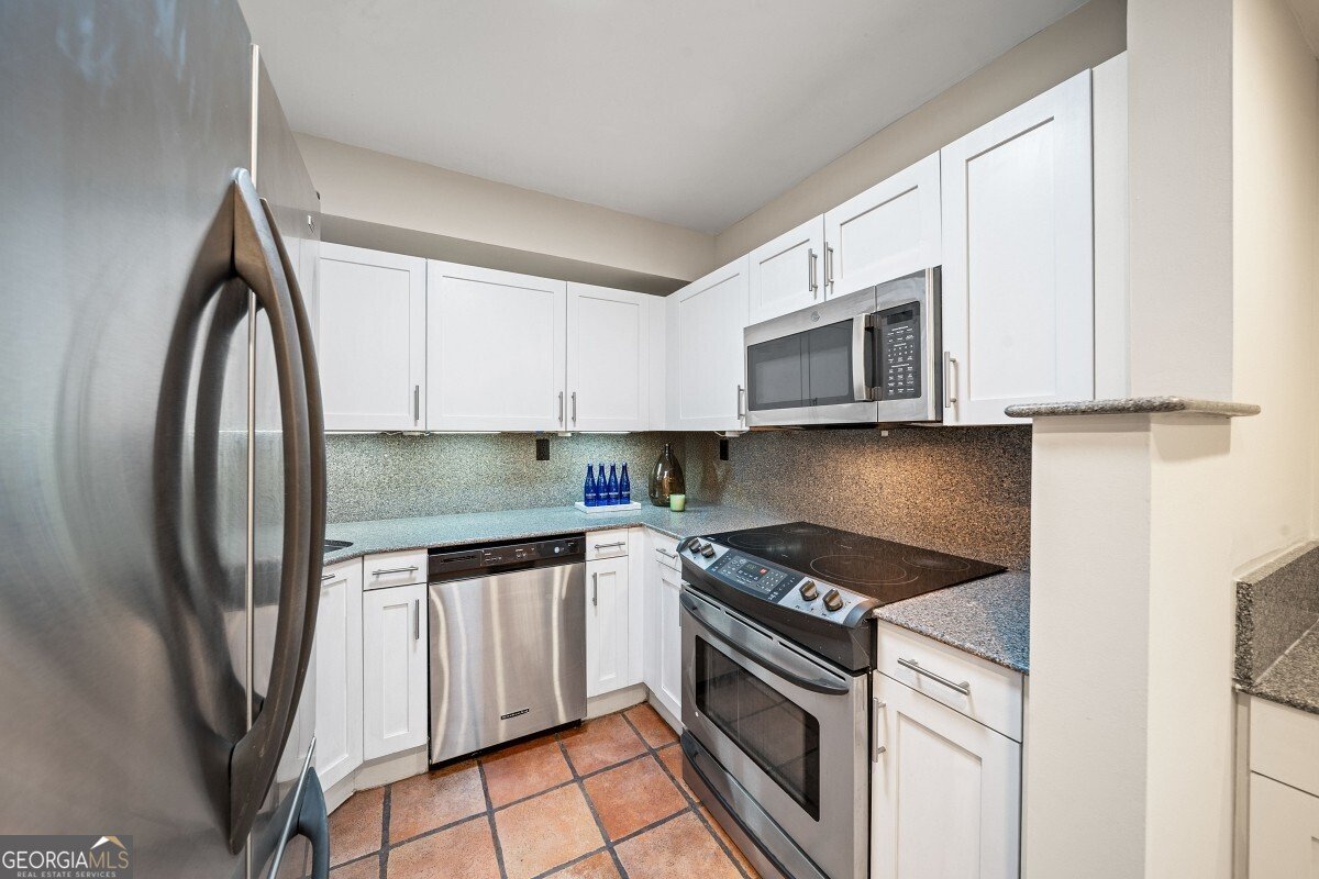 2870 Pharr Court Atlanta - Photo 11