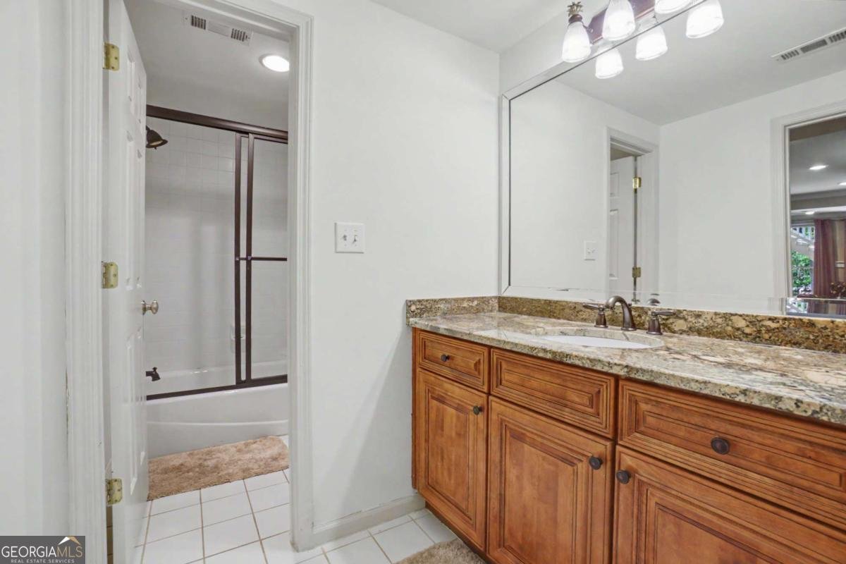 5349 Garnaby Lane Peachtree Corners - Photo 37