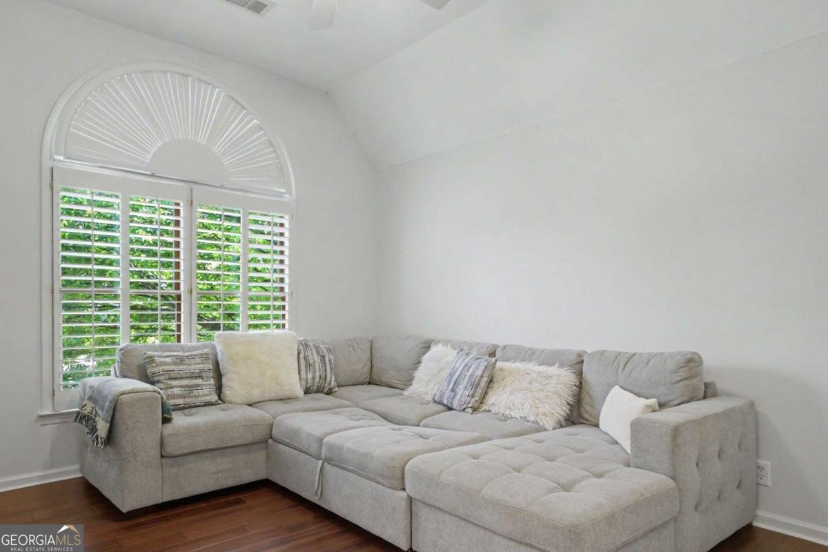 5349 Garnaby Lane Peachtree Corners - Photo 38