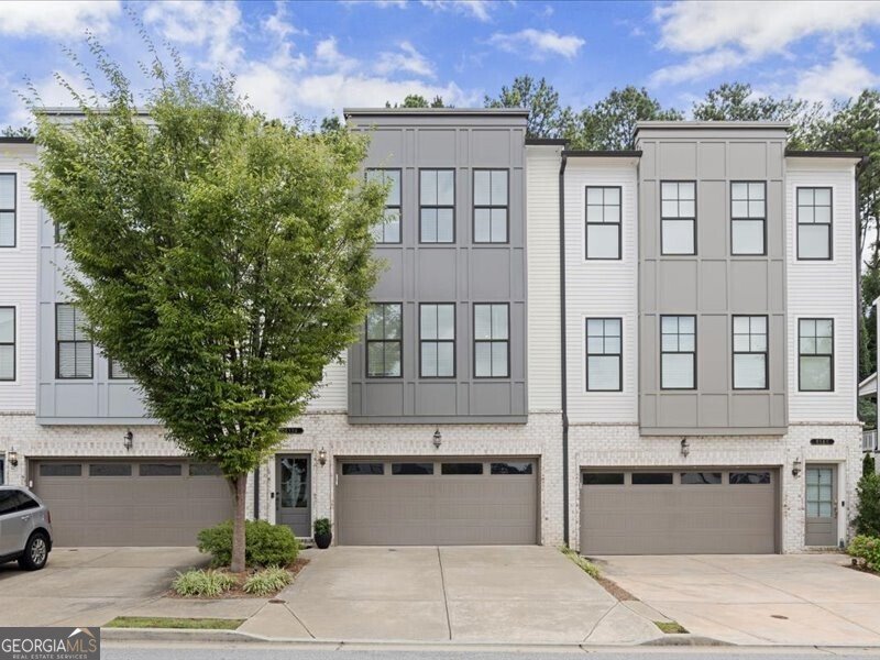 6136 Eves Way Norcross - Photo 1