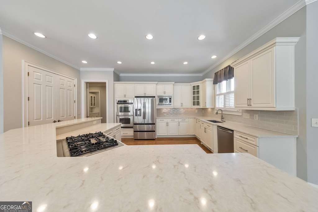 11180 West Road Roswell - Photo 22