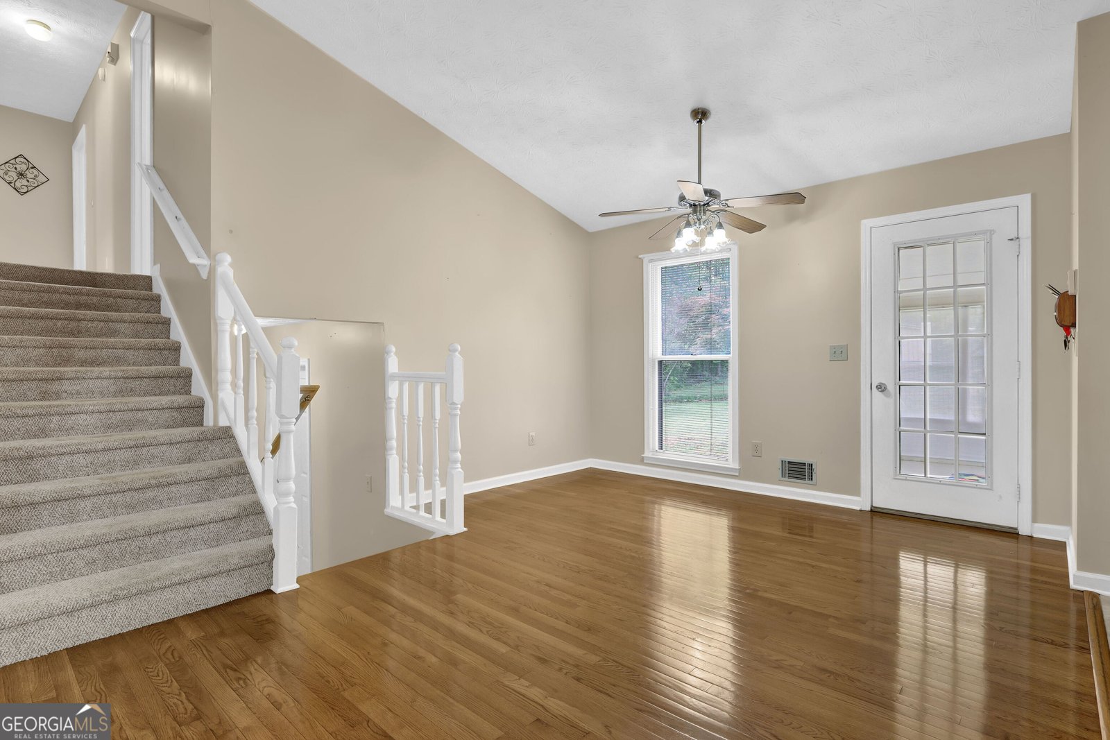 725 Hill Meadow Drive Dacula - Photo 6