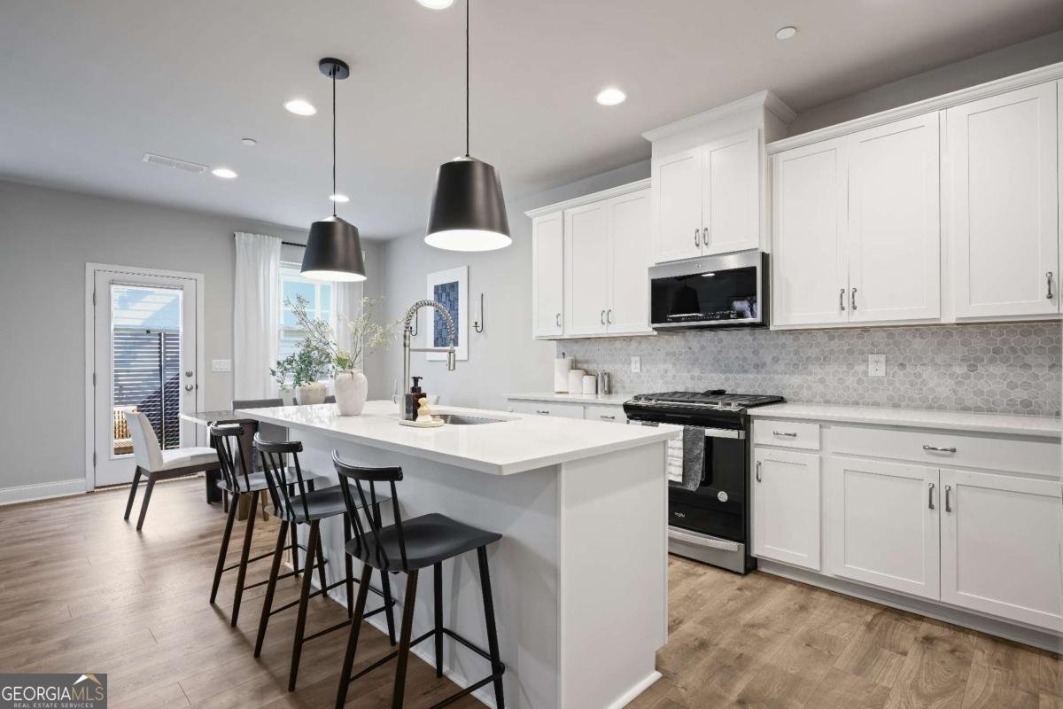 354 Hayden Circle Woodstock - Photo 8