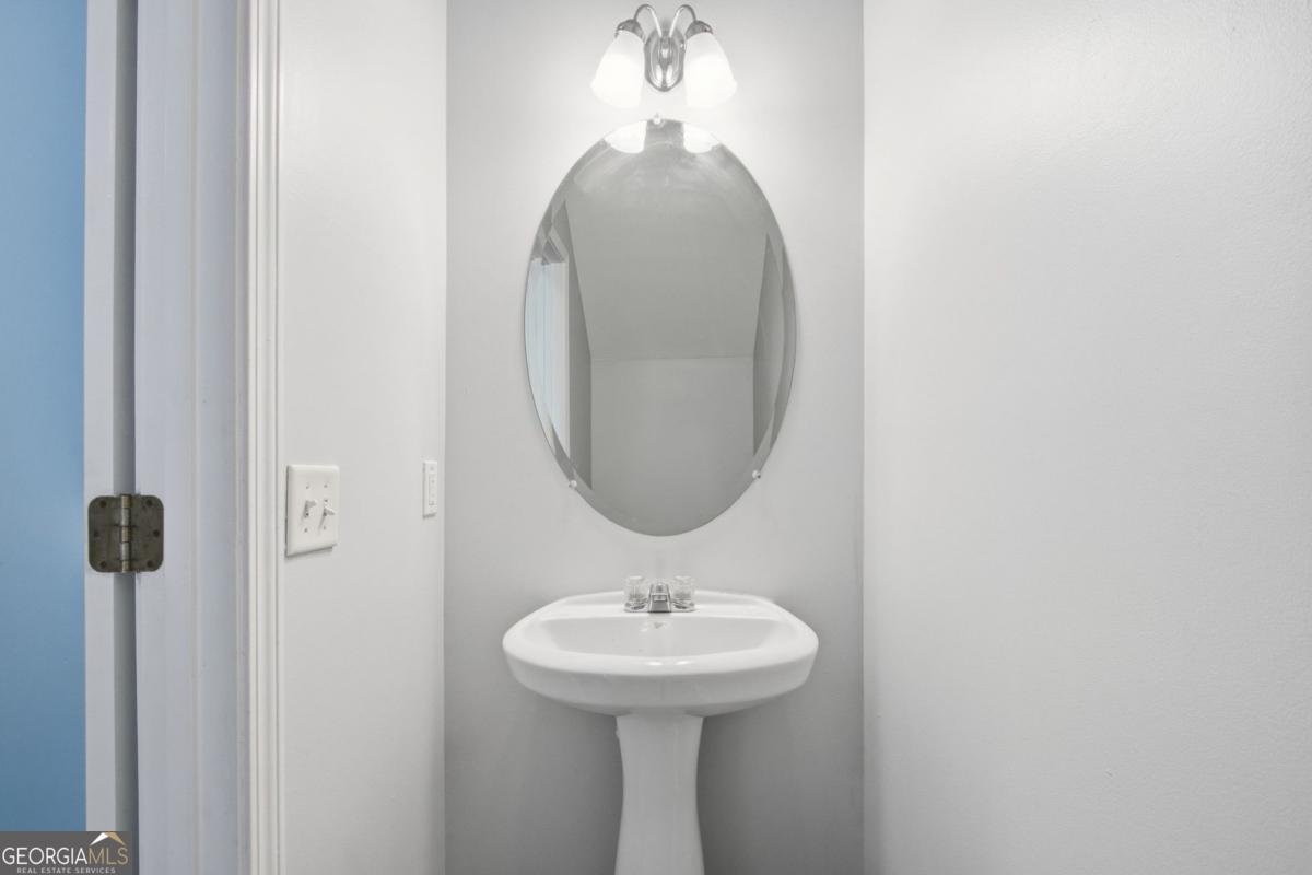 585 McWilliams Road Atlanta - Photo 12