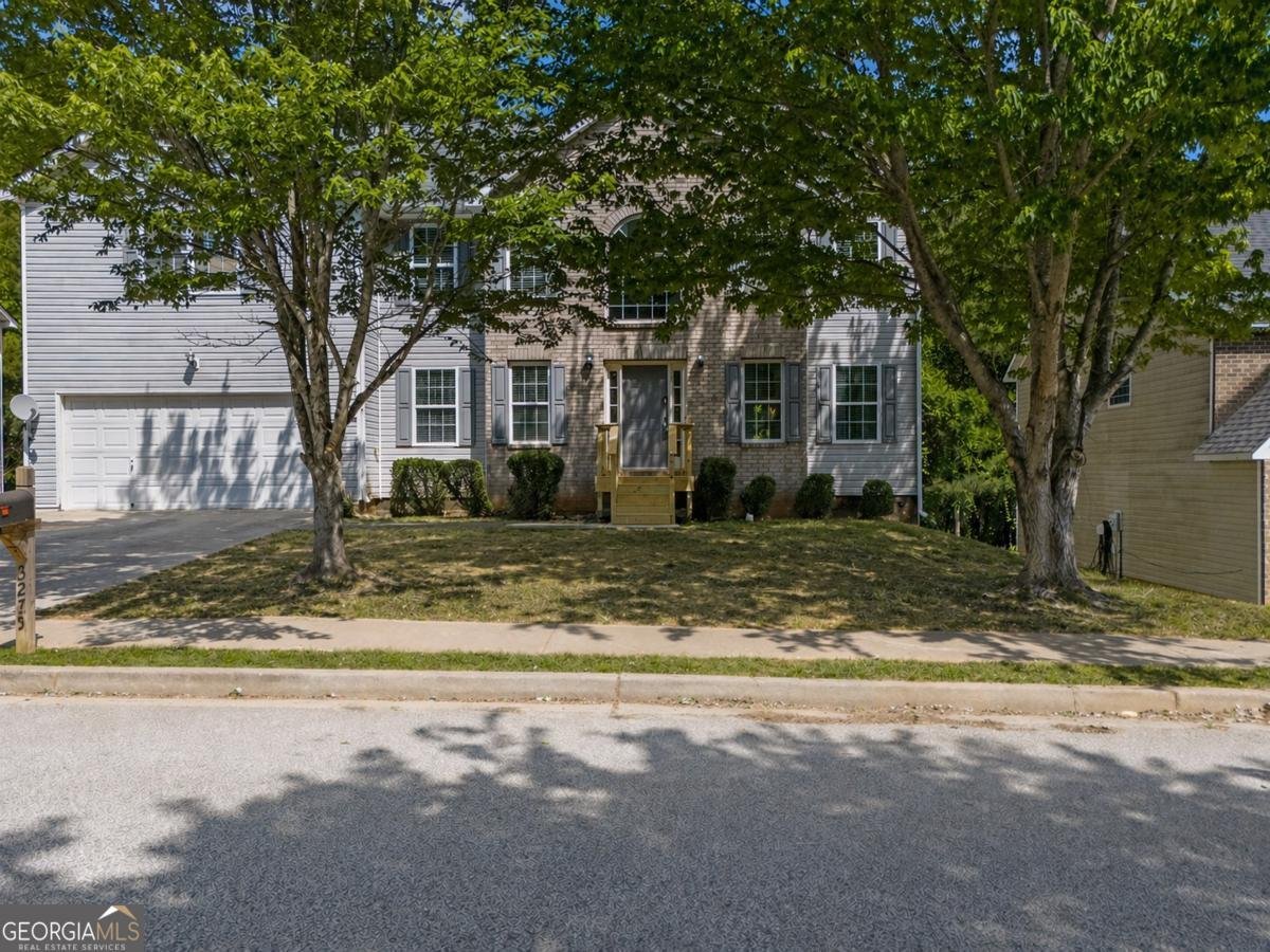 3275 Hunting Creek Pass Douglasville - Photo 1