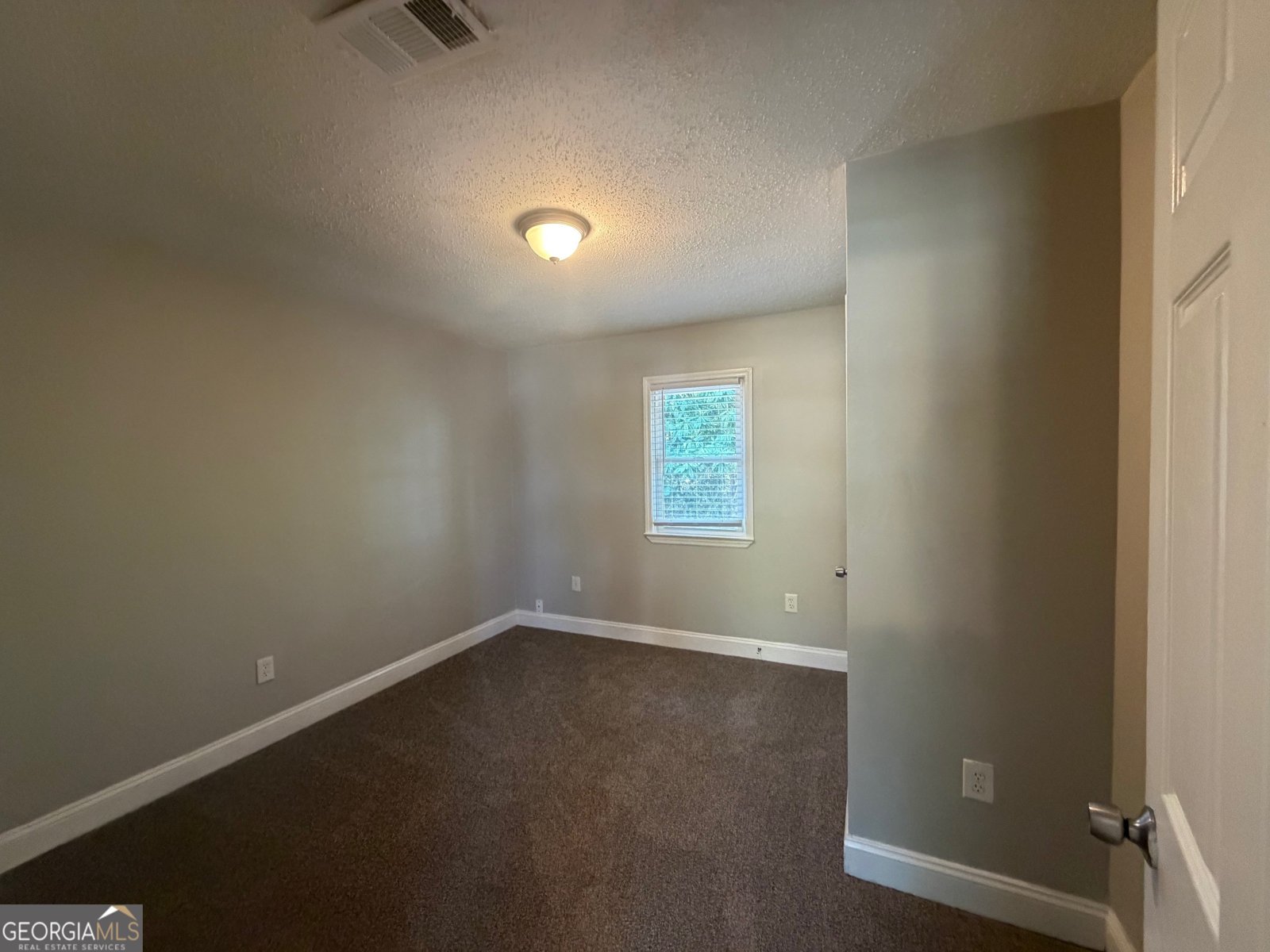 8208 Connally Drive Douglasville - Photo 9