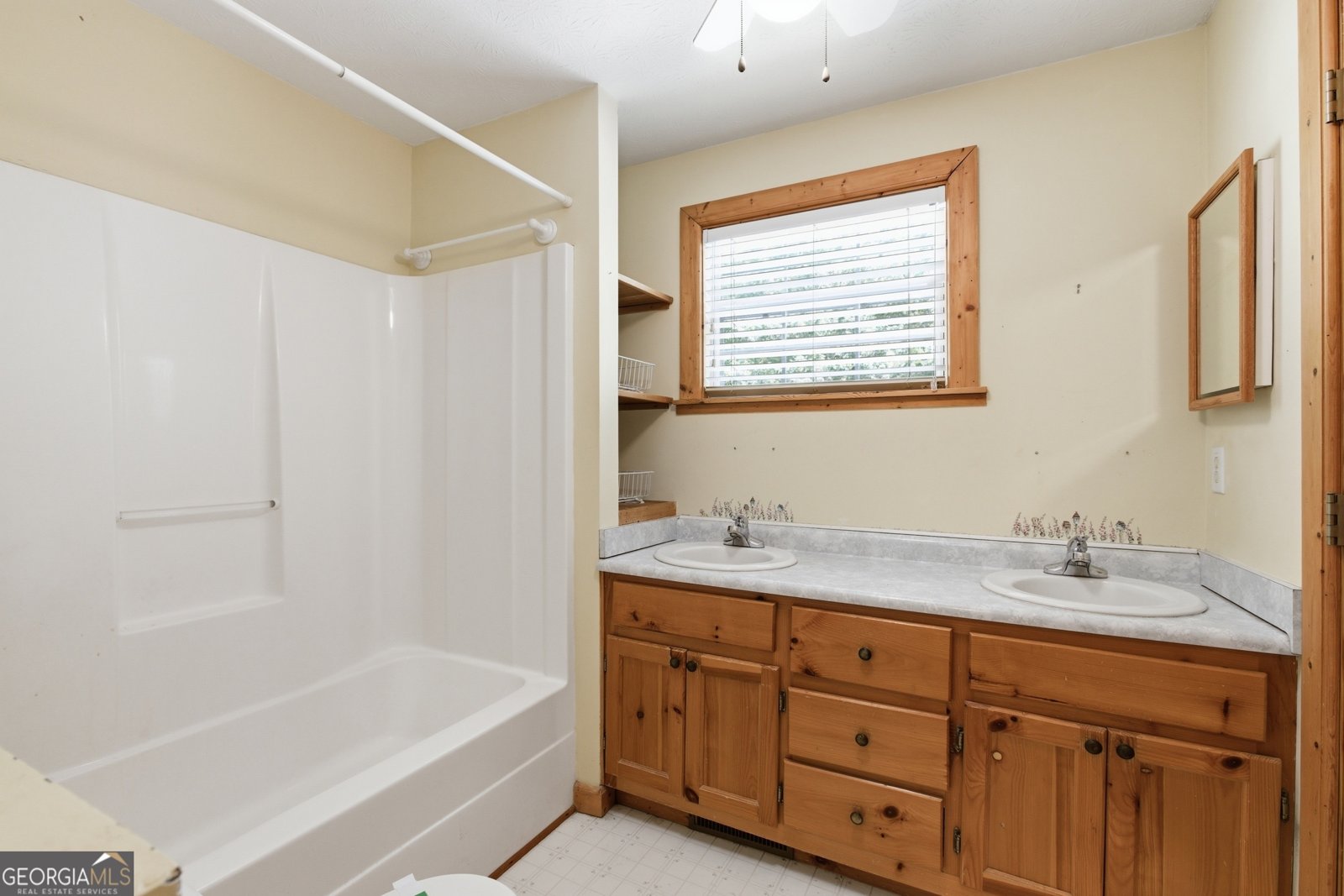 47 Terrys Place Cleveland - Photo 15