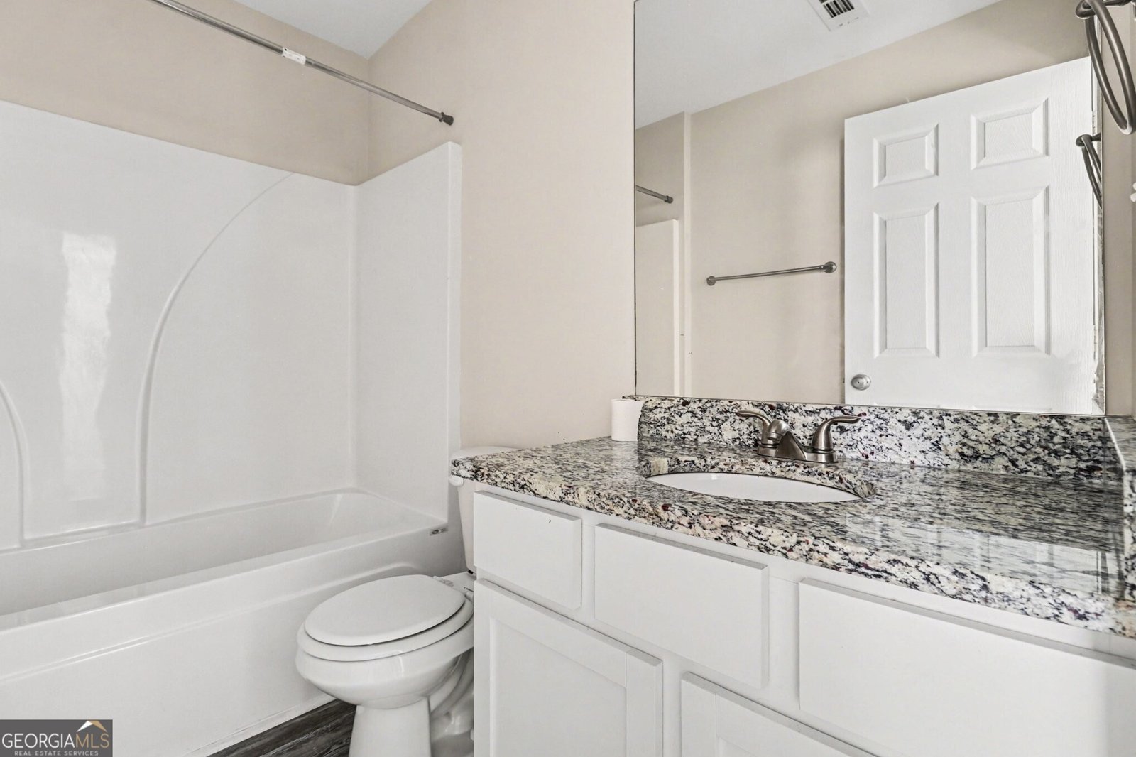 720 Keeshono Street Union City - Photo 25