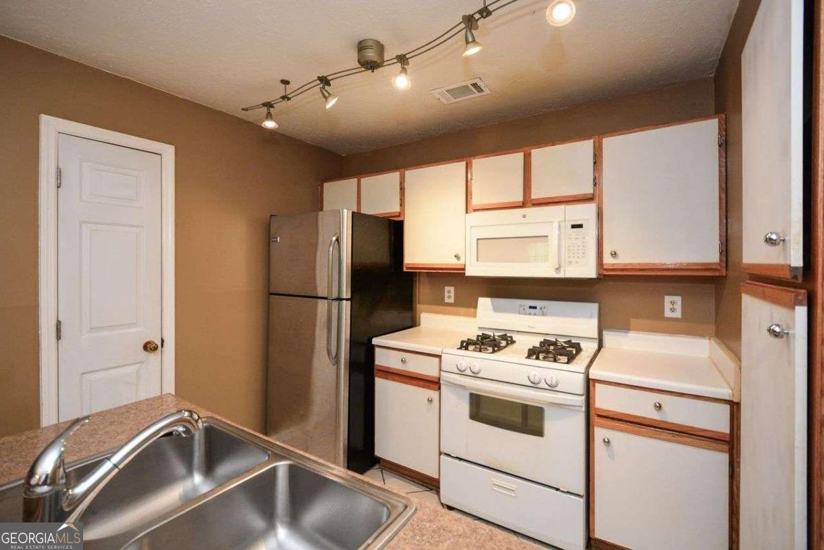 2078 River Heights Walk Marietta - Photo 16